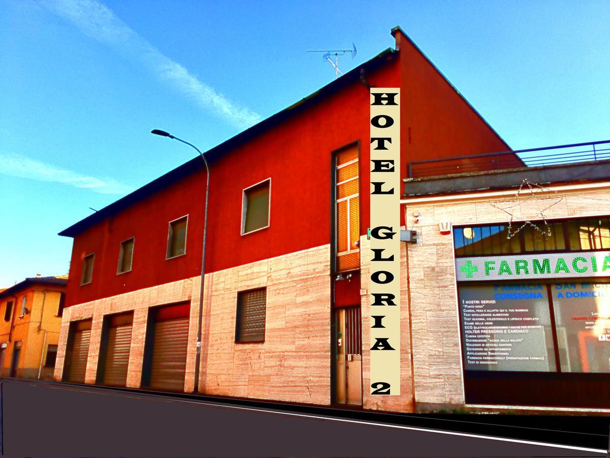 Rho Gloria 2 Hotel Buitenkant foto