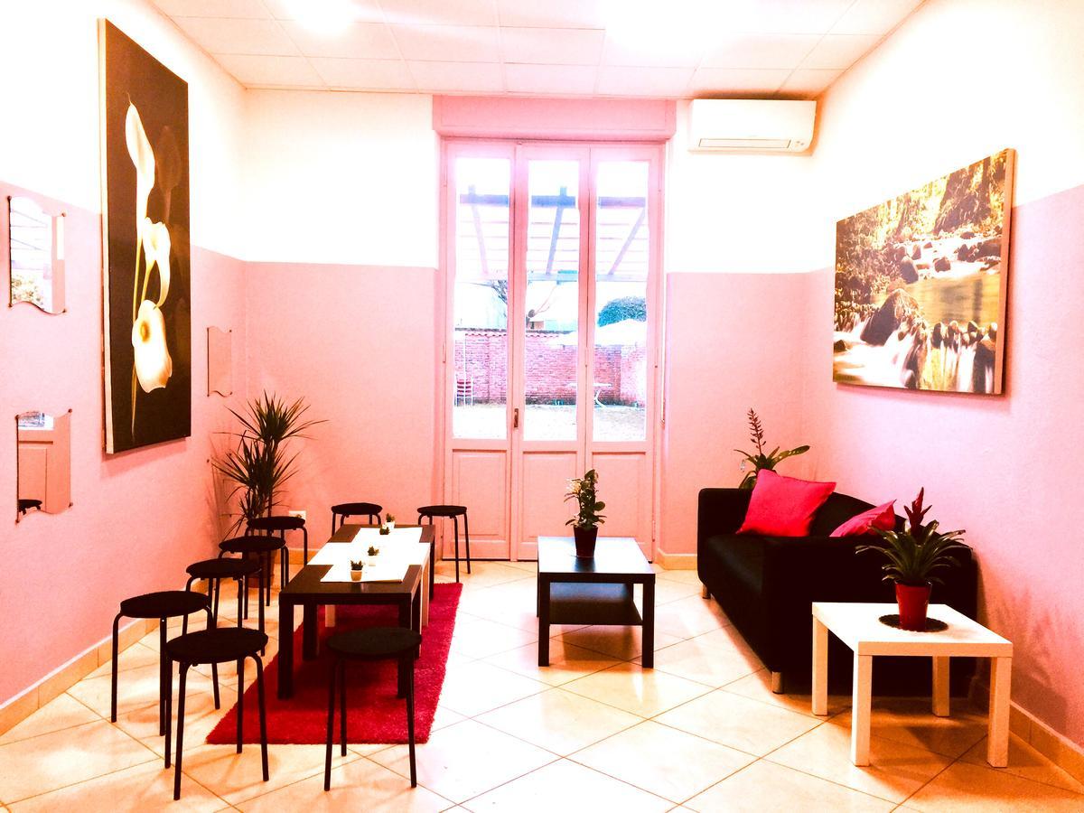 Rho Gloria 2 Hotel Buitenkant foto